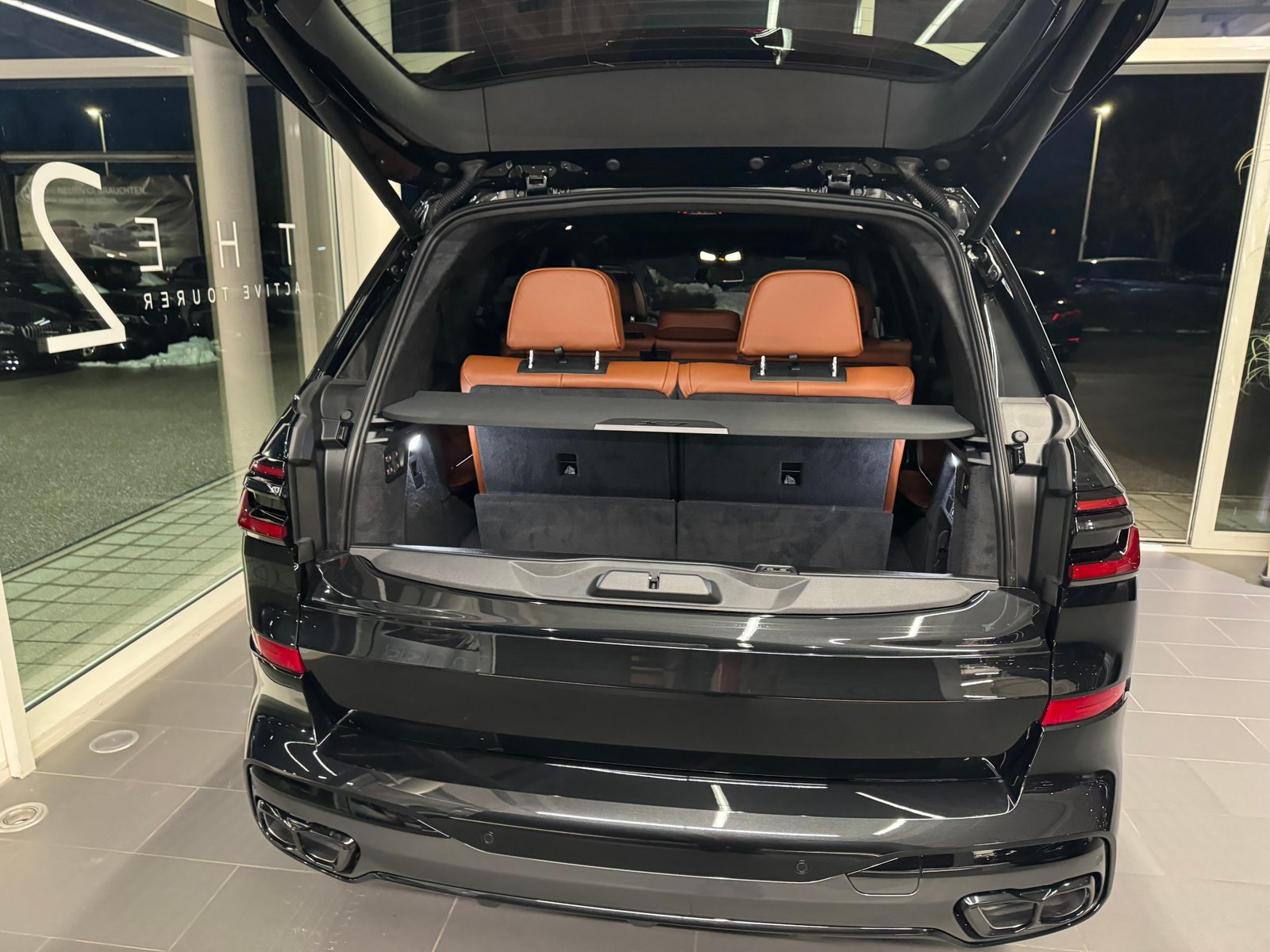 BMW X7 M60i — photo 6